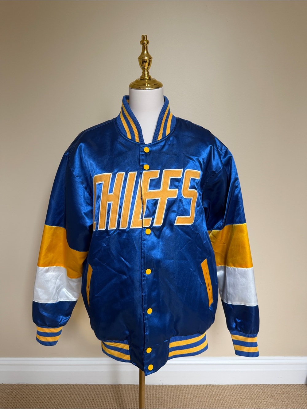 Headgear Classics Slap Shot Steve Hanson #17 Chiefs Satin Jacket XL